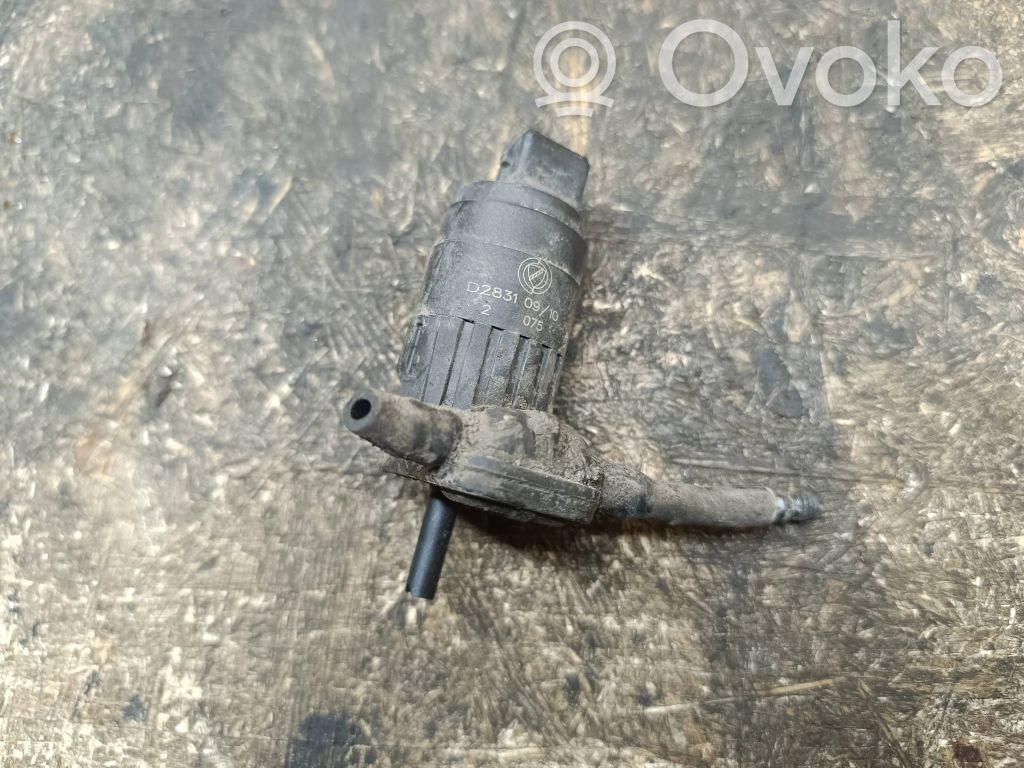 Alfa Romeo Mito Windscreen/windshield washer pump 