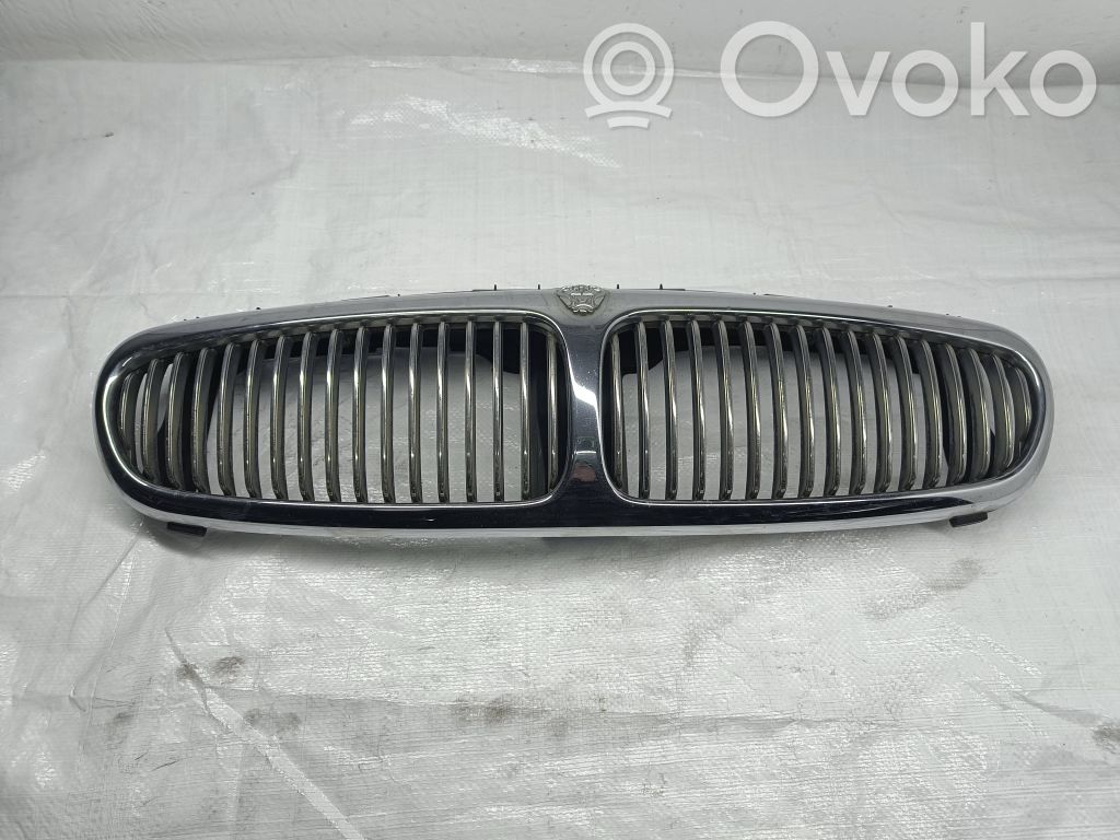Jaguar X-Type Front grill 