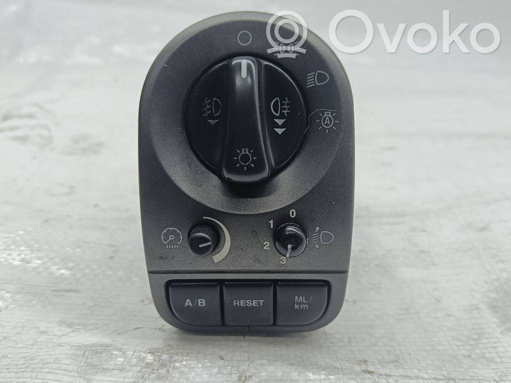 Light switch   4X4311654EB