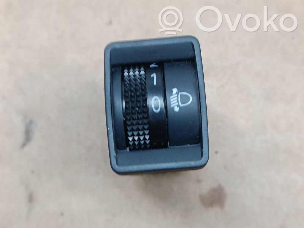 Nissan Qashqai Interruptor de control de altura del faro delantero 