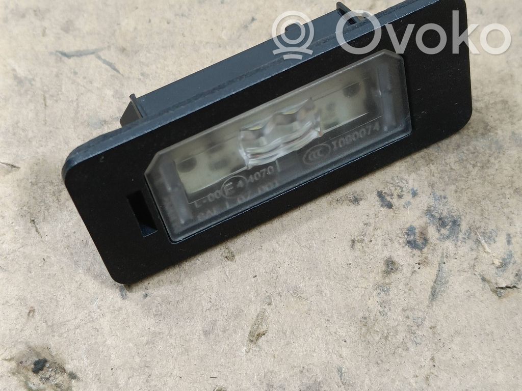 Number plate light   7193293,151410640