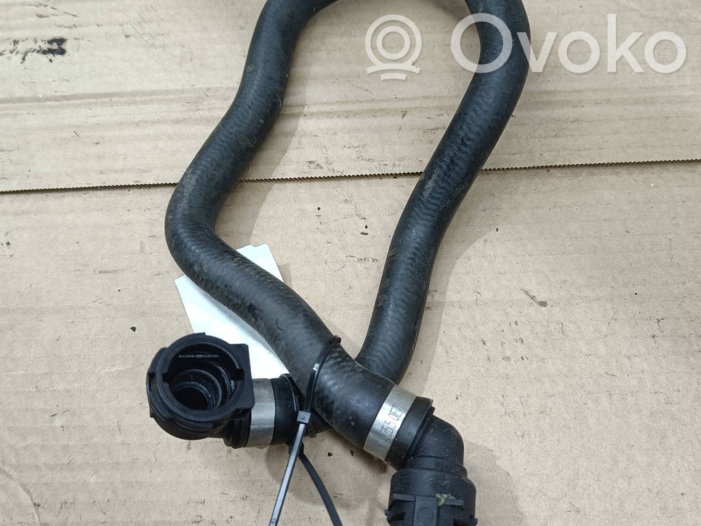 BMW 3 F30 F35 F31 Engine coolant pipe/hose 