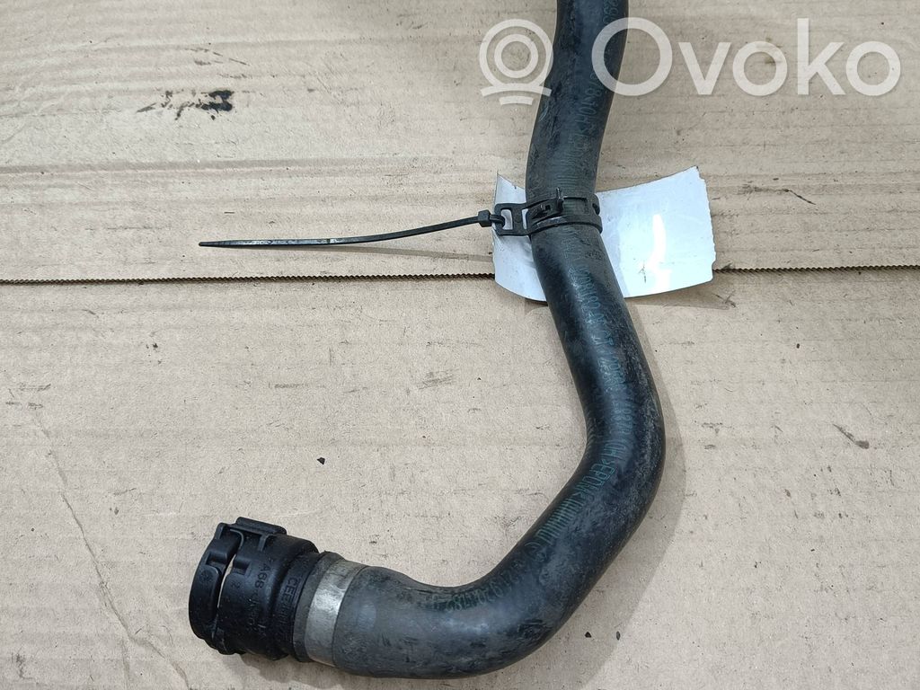 BMW 1 F20 F21 Conductă/furtun lichid de răcire motor 