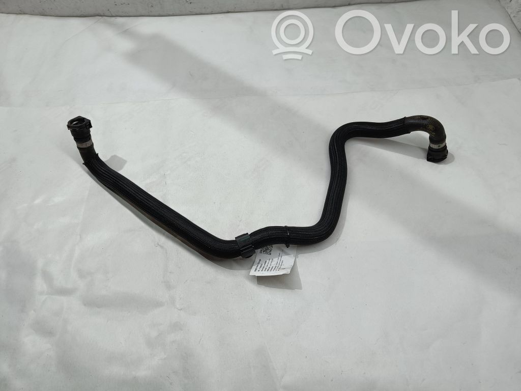 Jaguar E-Pace Engine coolant pipe/hose 