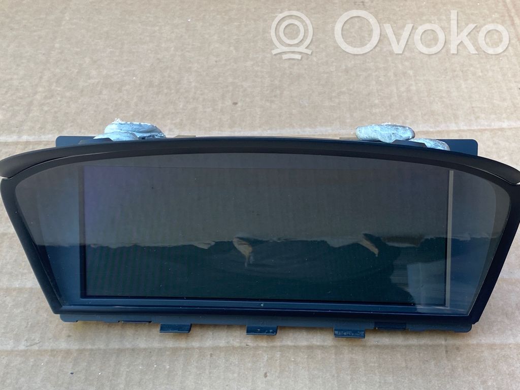 BMW M6 Screen/display/small screen 