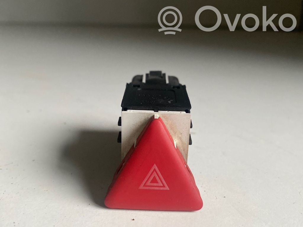Volkswagen Scirocco Hazard light switch 