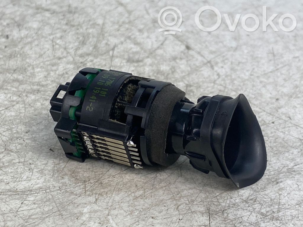 Mercedes-Benz E W212 Interior temperature sensor 