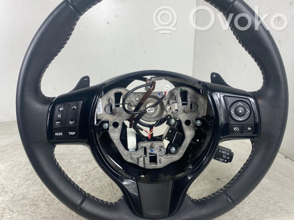 Toyota Yaris Kierownica 