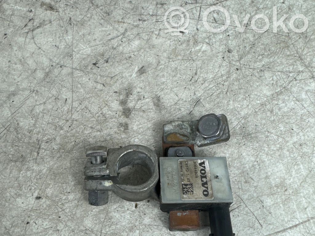 Volvo V40 Negative earth cable (battery) 