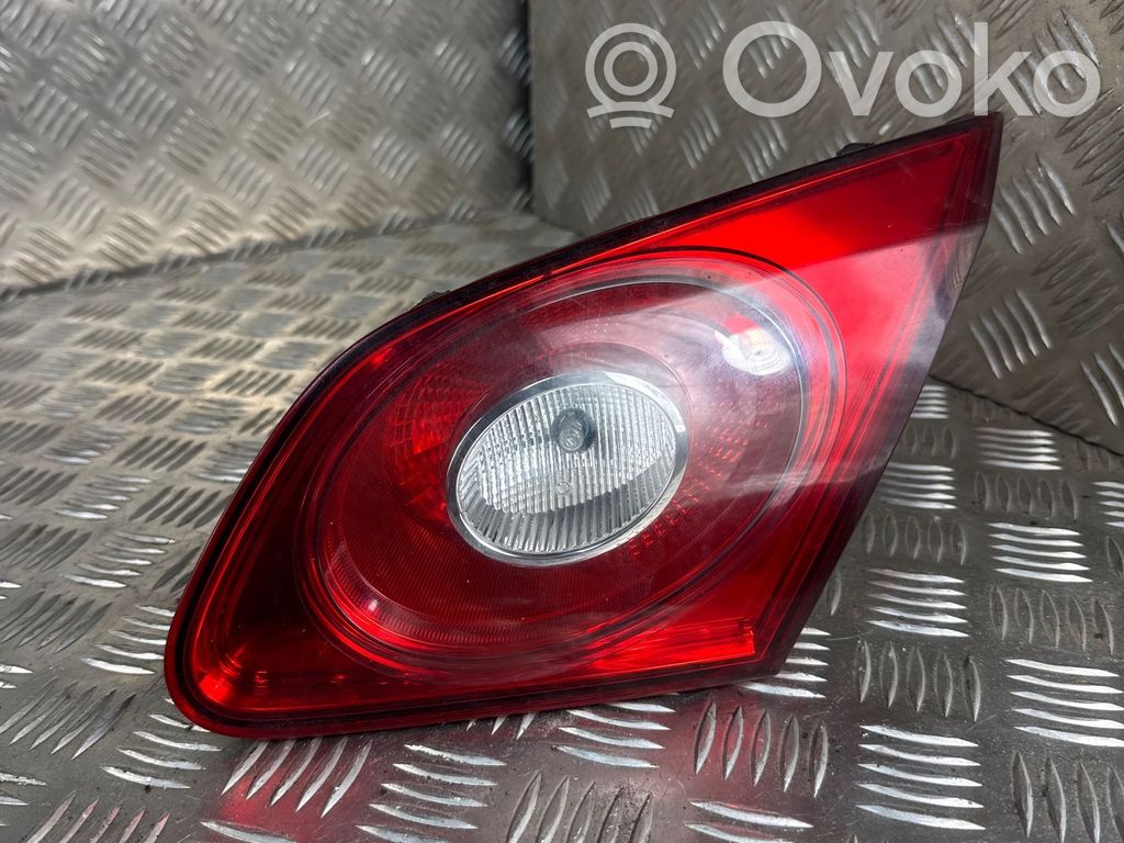 Volkswagen PASSAT CC Lampy tylnej klapy bagażnika 
