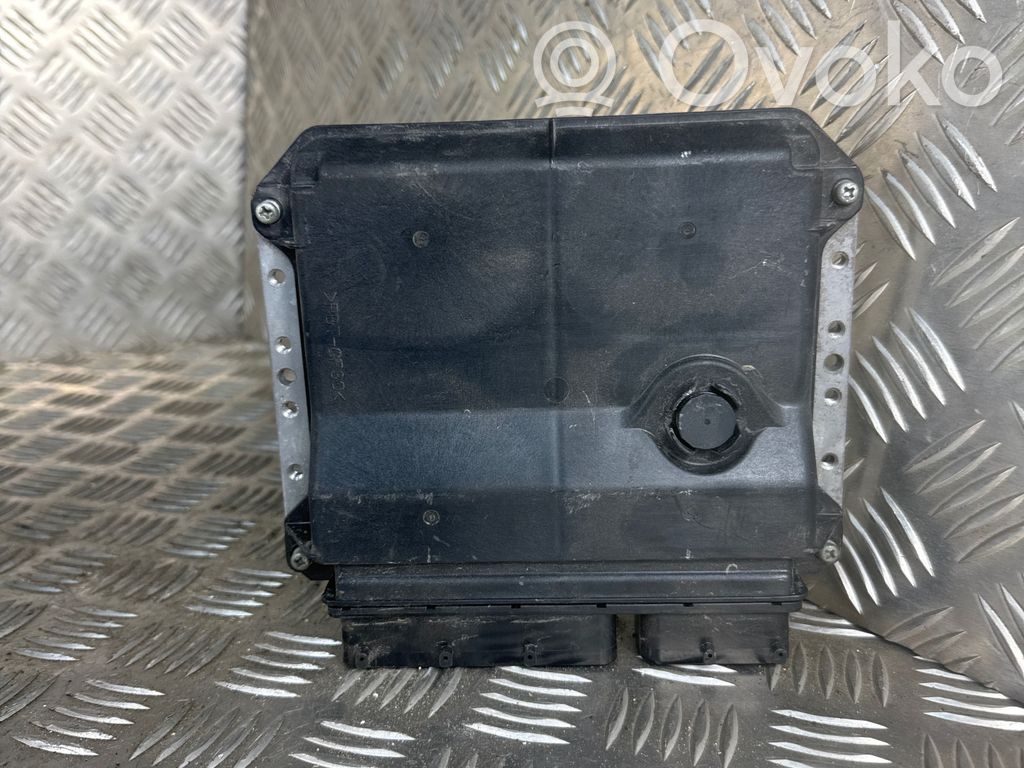 Toyota Auris 150 Engine control unit/module 