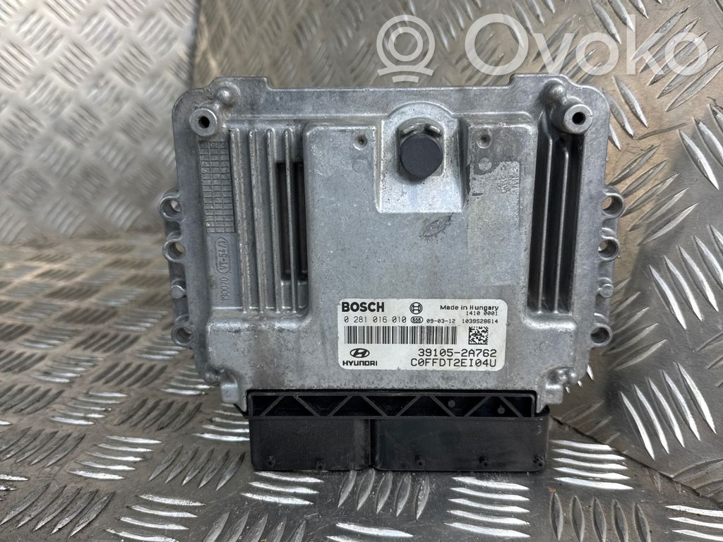Hyundai i30 Engine control unit/module 