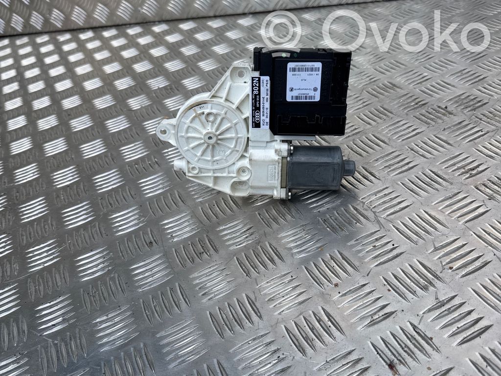Audi A3 S3 8P Silnik regulatora szyby drzwi przednich 