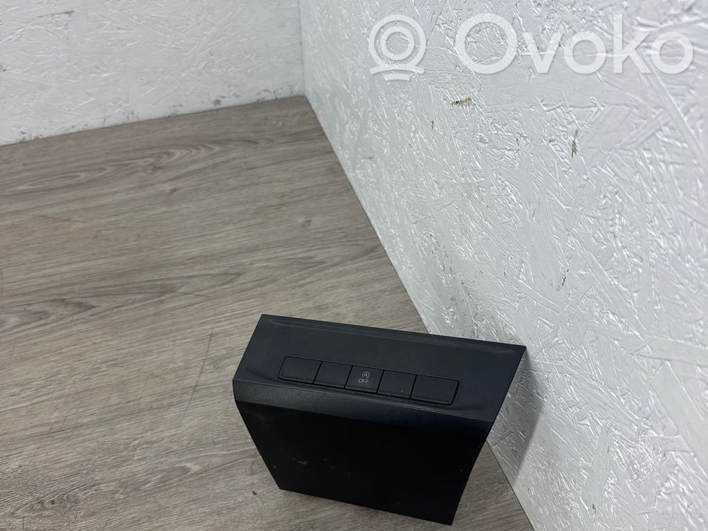 Volkswagen Caddy Panel trim 