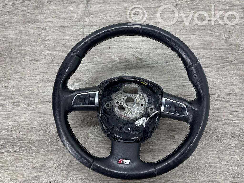 Audi S5 Ohjauspyörä 