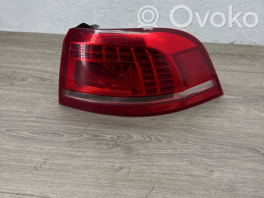 Volkswagen PASSAT B7 Lampa tylna 