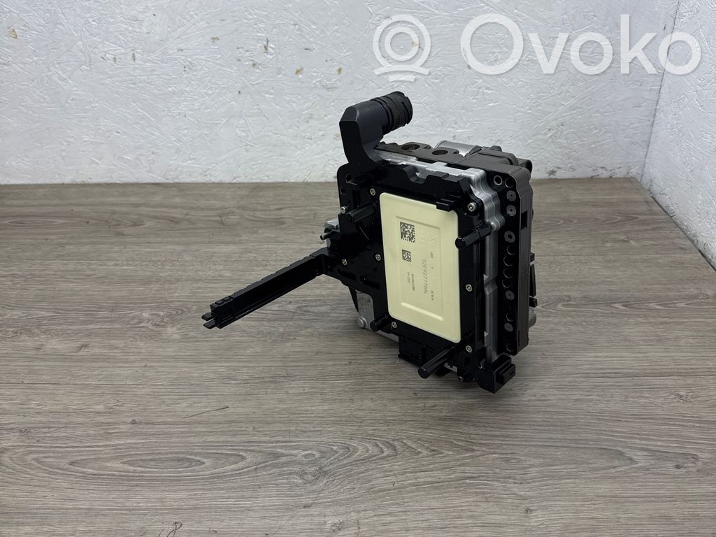 Volkswagen Touran II Transmission gearbox valve body 