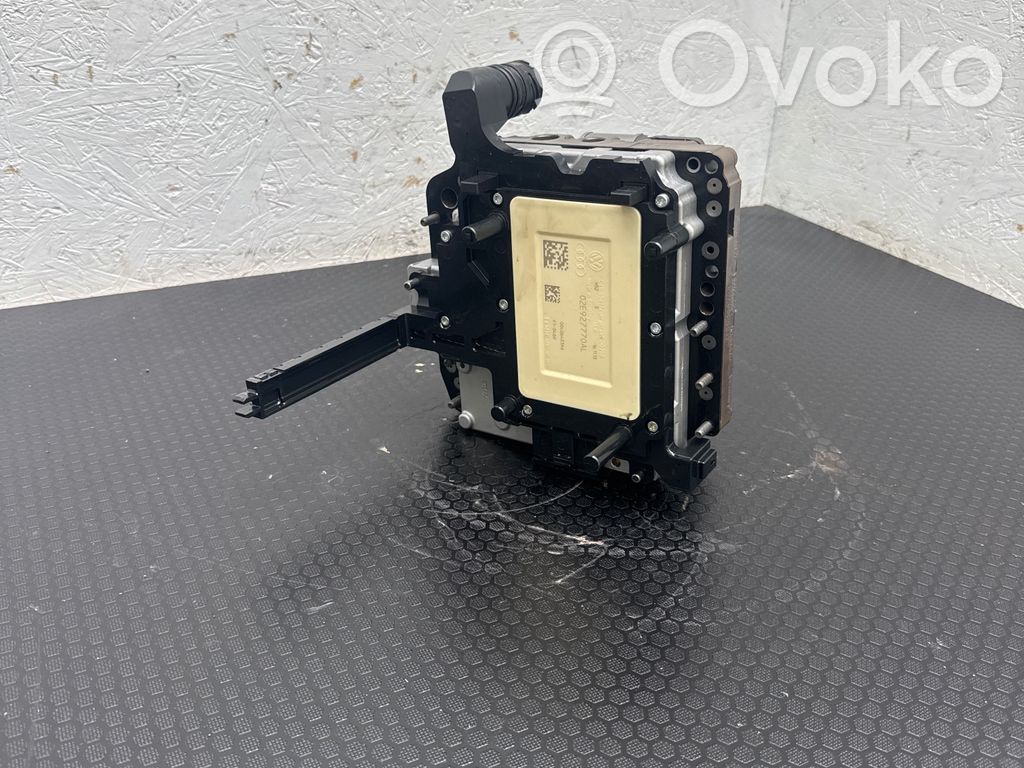 Volkswagen Touran II Transmission gearbox valve body 
