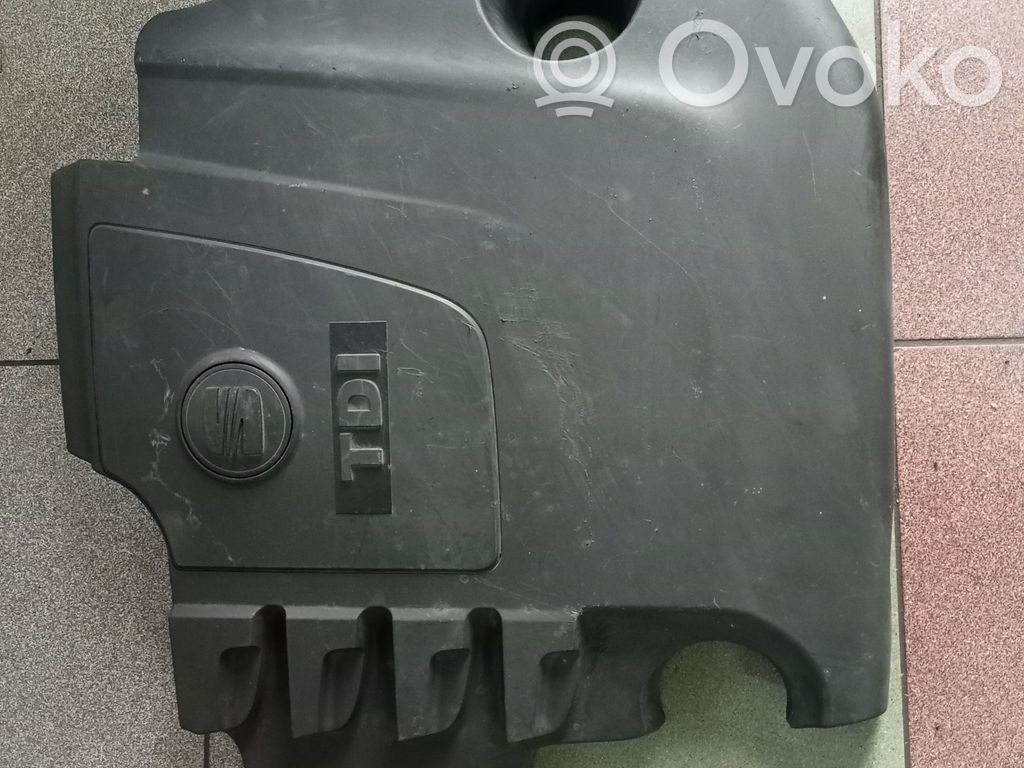 Seat Exeo (3R) Osłona górna silnika 