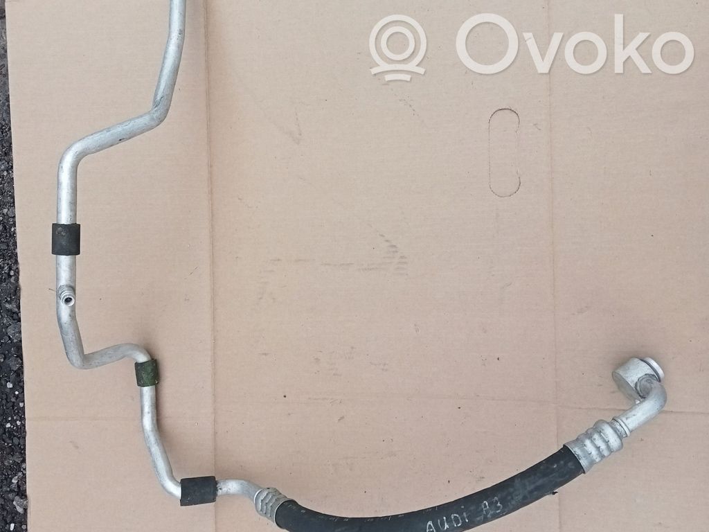 Volkswagen Touran I Ilmastointilaitteen putki (A/C) 