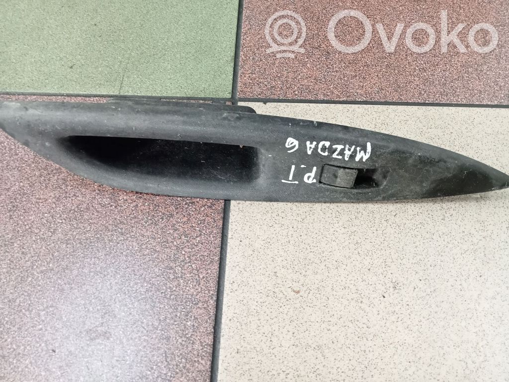 Mazda 6 Tailgate/trunk/boot open switch 