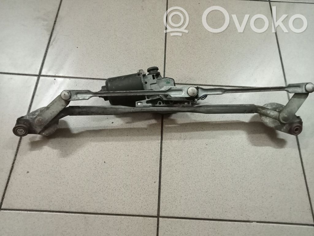 Peugeot 407 Front wiper linkage and motor 