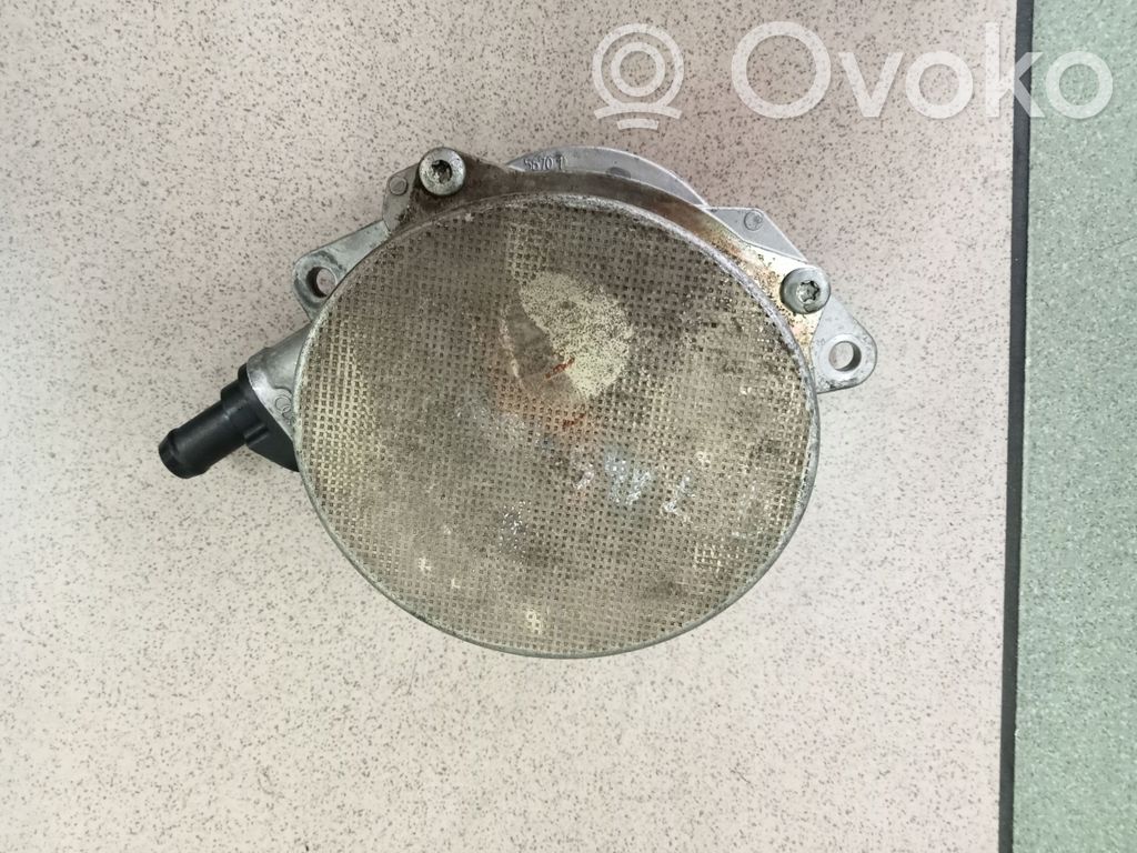 Audi A6 S6 C6 4F Vacuum pump 