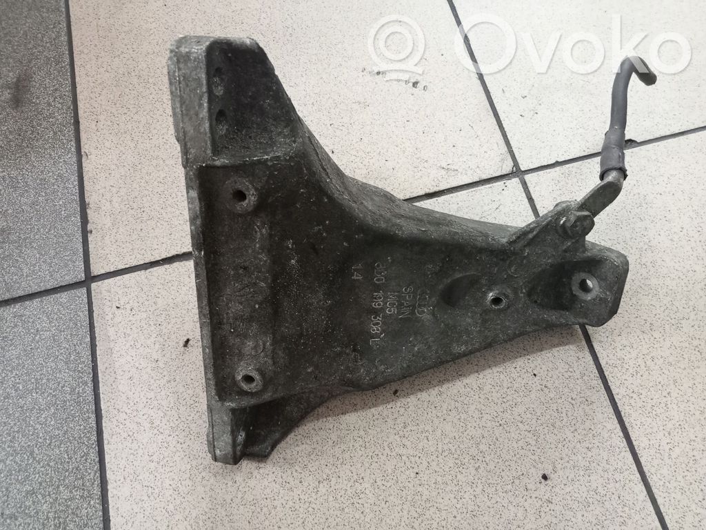 Engine mounting bracket   8D0199308L