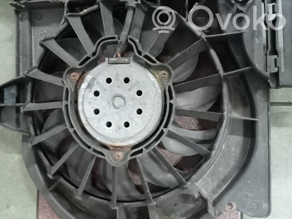 Audi A4 S4 B6 8E 8H Wentylator chłodnicy klimatyzacji A/C 
