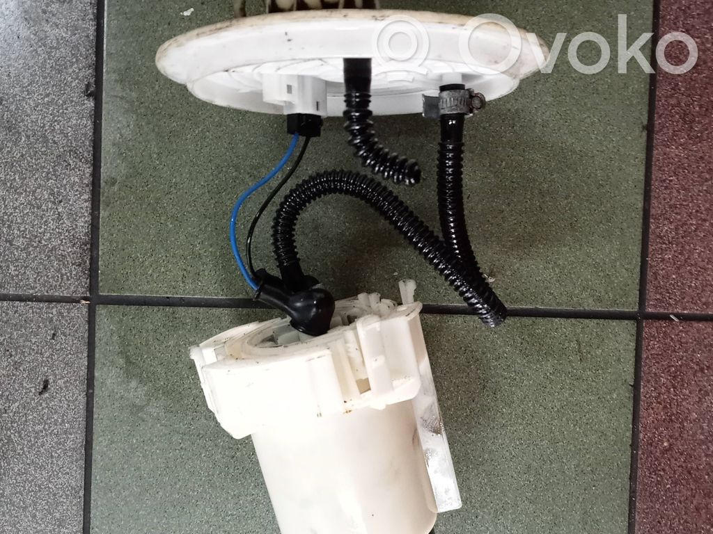 Opel Astra H Bomba interna de combustible 