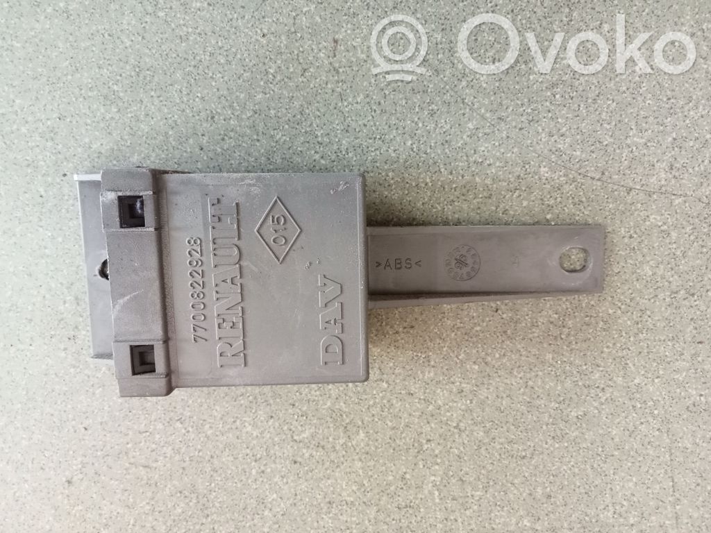 Renault Trafic II (X83) Door control unit/module 