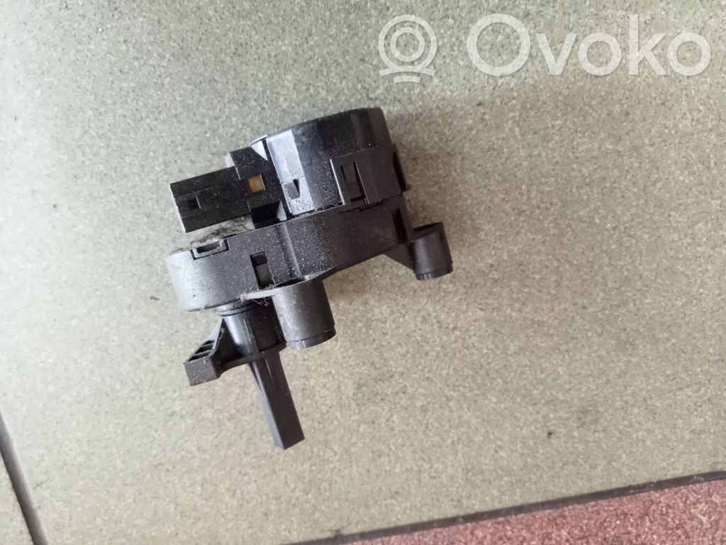 Volkswagen Sharan Silniczek nagrzewnicy 
