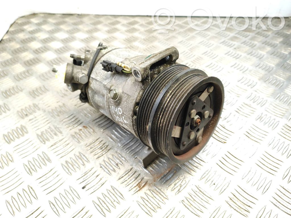 Volvo V40 Air conditioning (A/C) compressor (pump) 