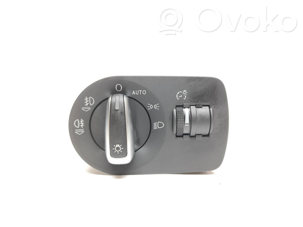 Audi A1 Light switch 