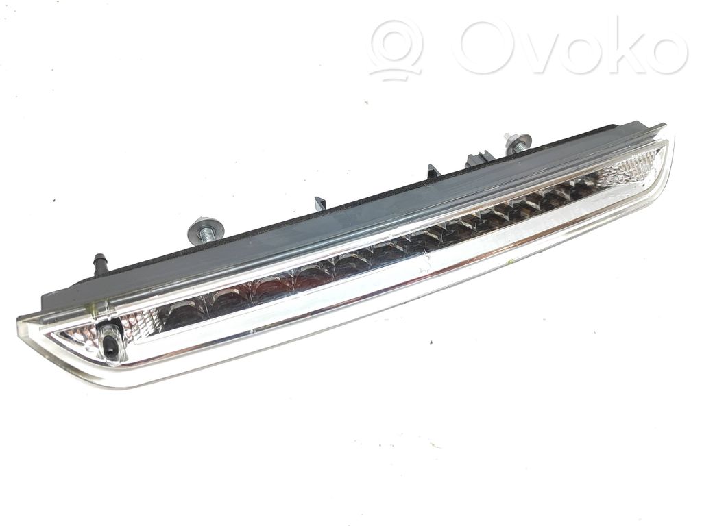 Peugeot 308 Third/center stoplight 