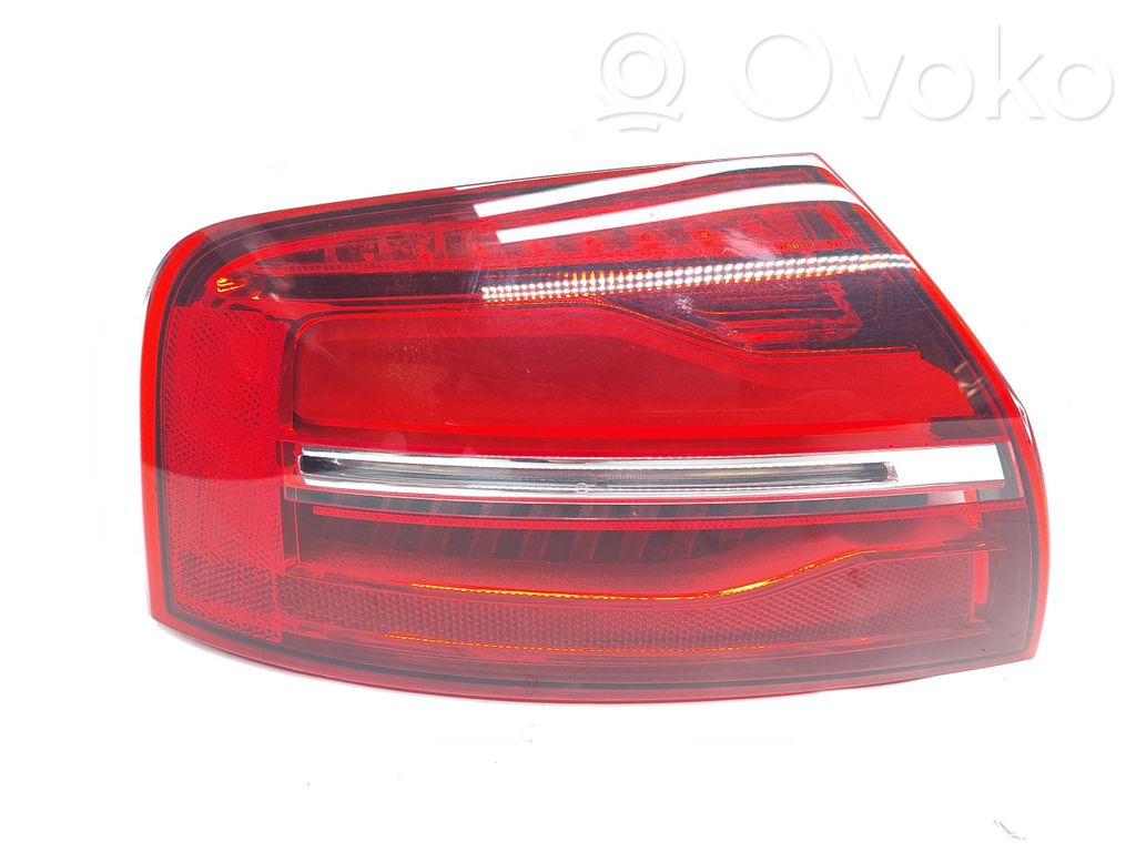 Audi A8 S8 D4 4H Aizmugurējais lukturis virsbūvē 