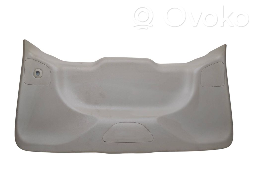 Chrysler Pacifica Moldura de la puerta/portón del maletero 