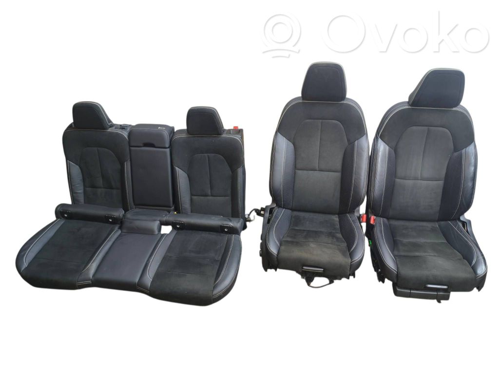 Interior set