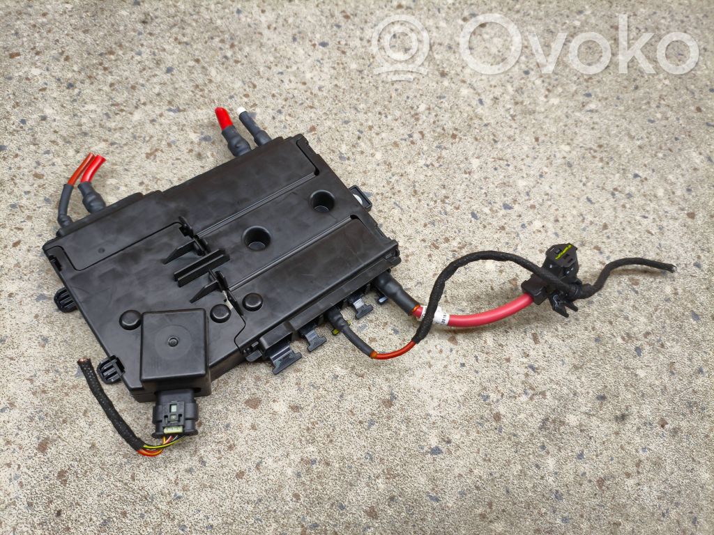 Mercedes-Benz C W205 Positive wiring loom 