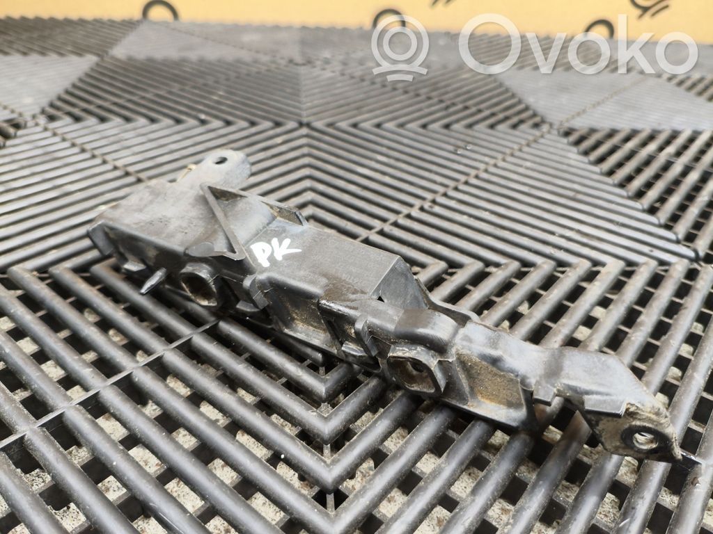 Audi A6 C7 Staffa di rinforzo montaggio del paraurti anteriore 