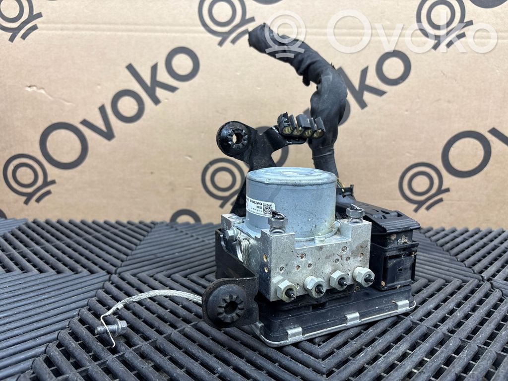 Volvo XC90 ABS bloks 