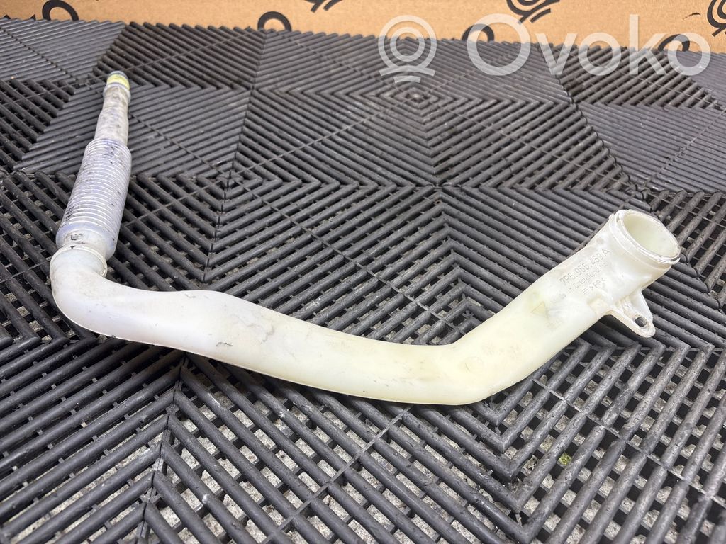 Porsche Cayenne (92A) Einfüllschlauch Waschwasserbehälter