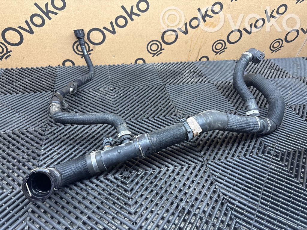 Alfa Romeo Giulia Conductă/furtun lichid de răcire motor 