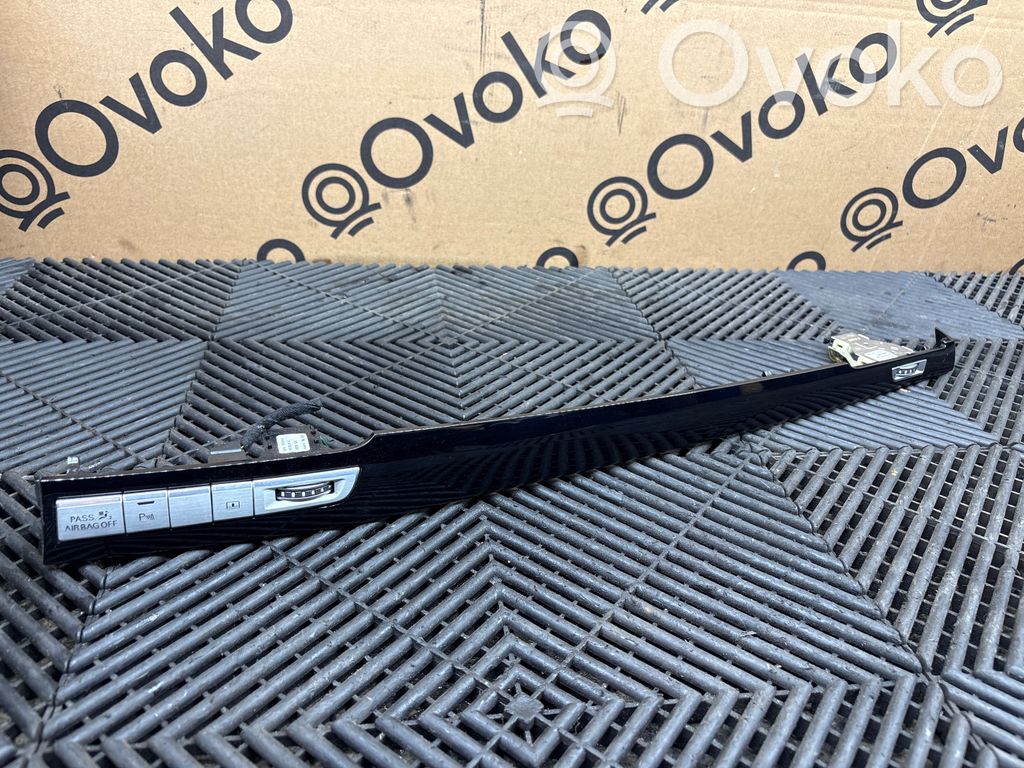 Audi A8 S8 D4 4H Rivestimento del vano portaoggetti del cruscotto