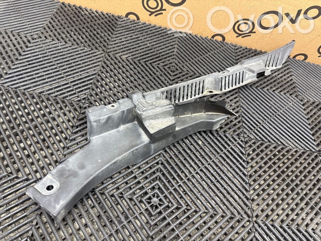 Volvo XC60 Bridă fixare aripă față
