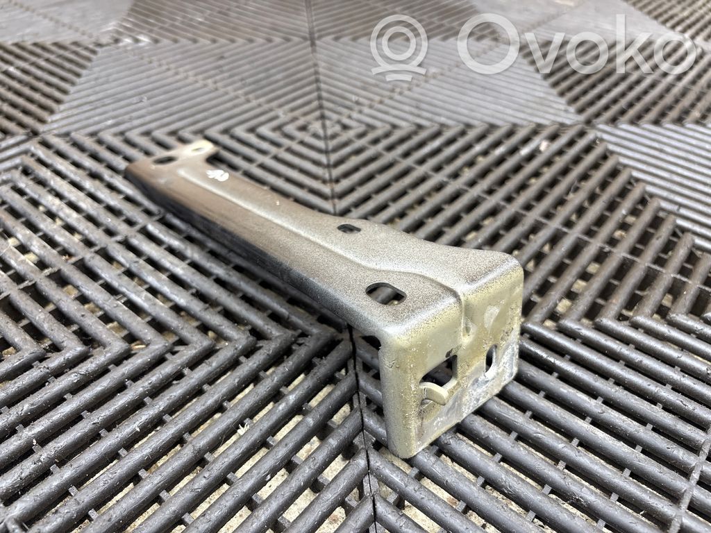 Ford F150 Fender mounting bracket