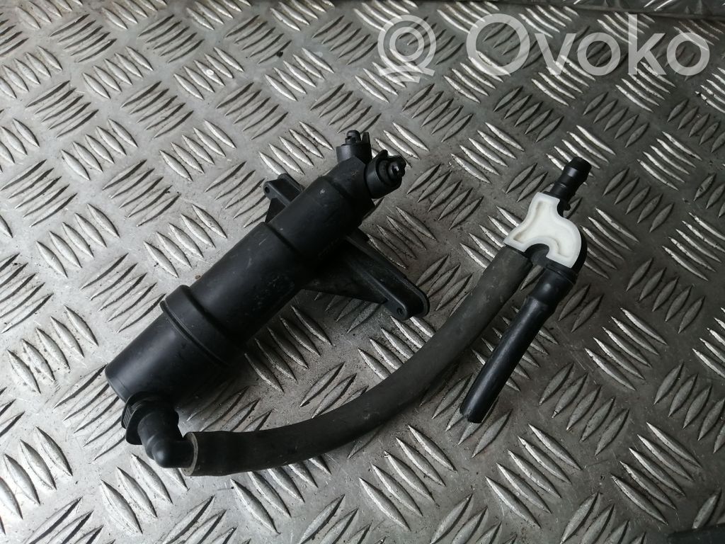 BMW 5 E60 E61 Ajovalonpesimen pesusuutin 