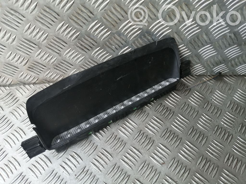 Saab 9-3 Ver2 Third/center stoplight 