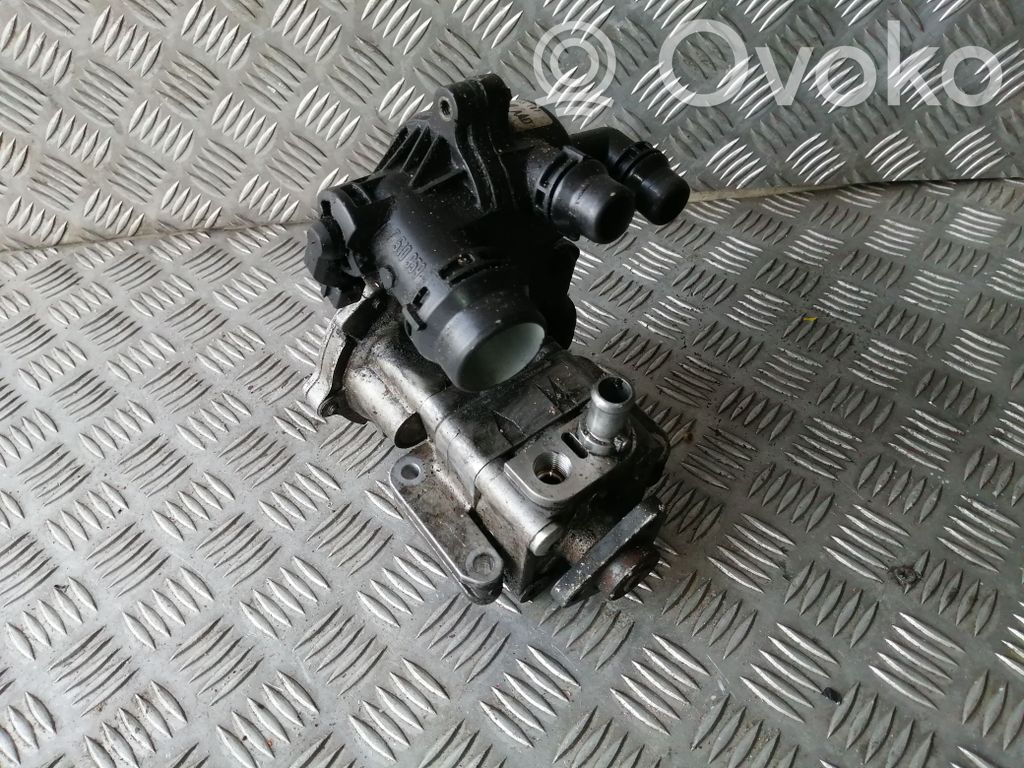 BMW 3 E46 Power steering pump 