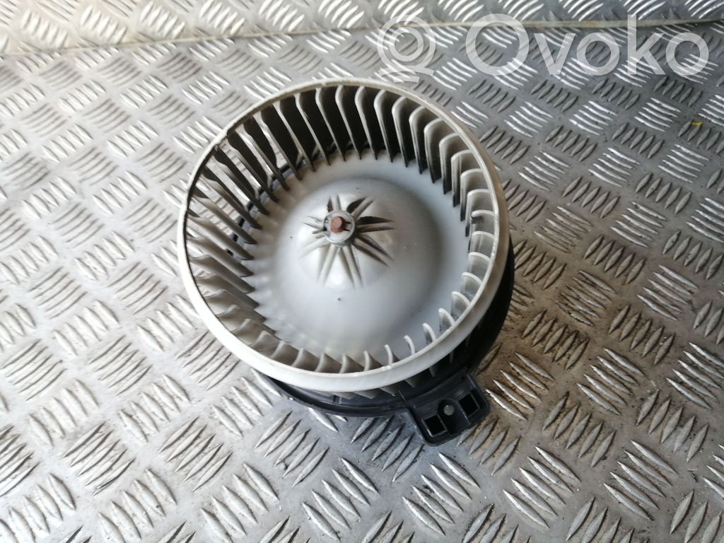 KIA Carnival Pečiuko ventiliatorius/ putikas 